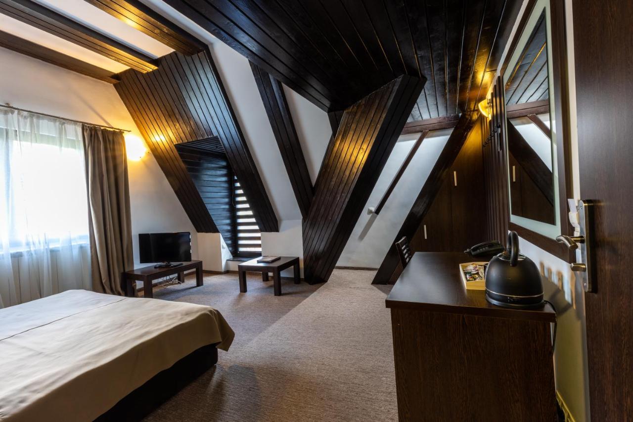Hotel Smart Σινάια Εξωτερικό φωτογραφία