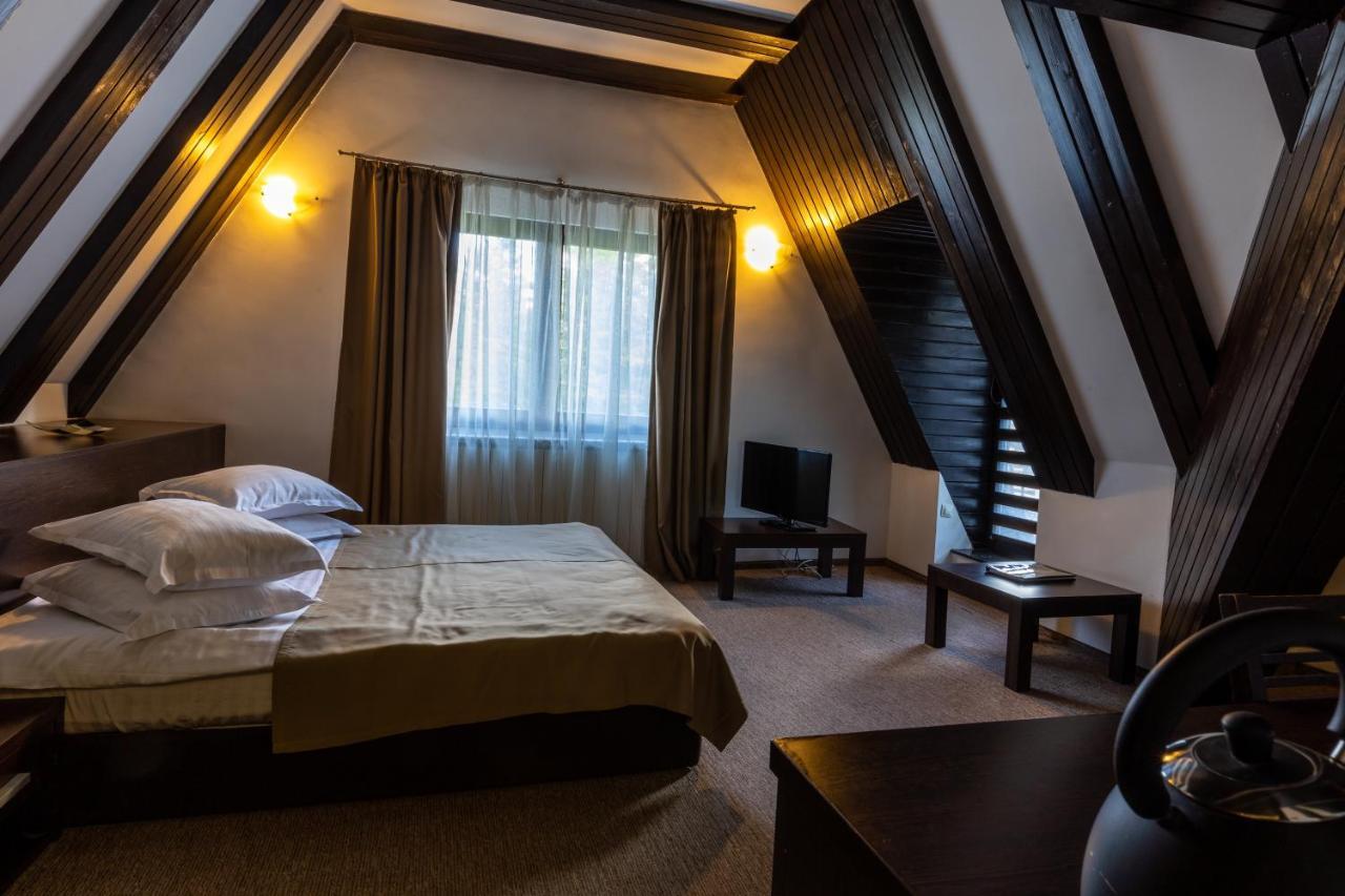 Hotel Smart Σινάια Εξωτερικό φωτογραφία
