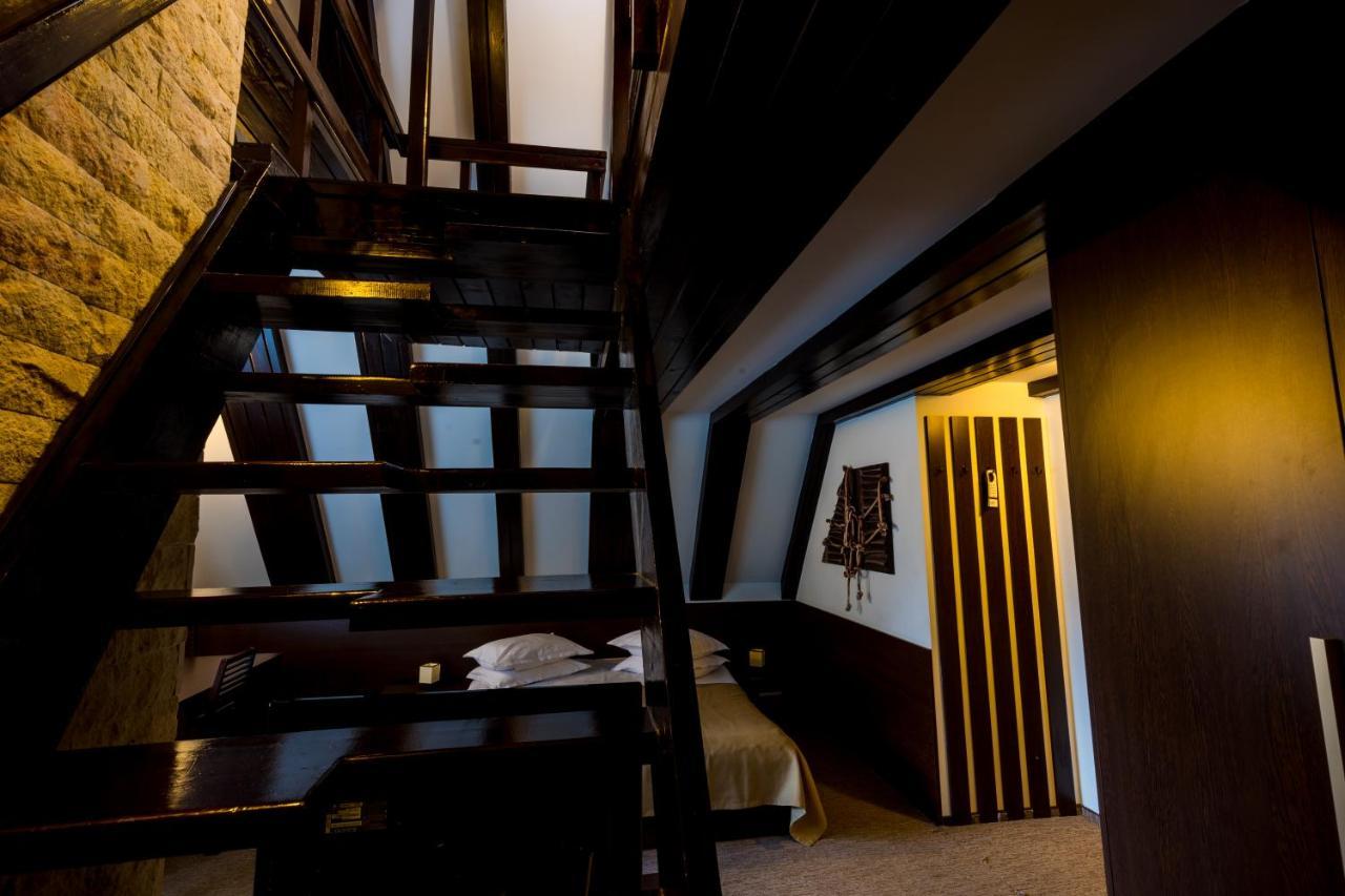 Hotel Smart Σινάια Εξωτερικό φωτογραφία