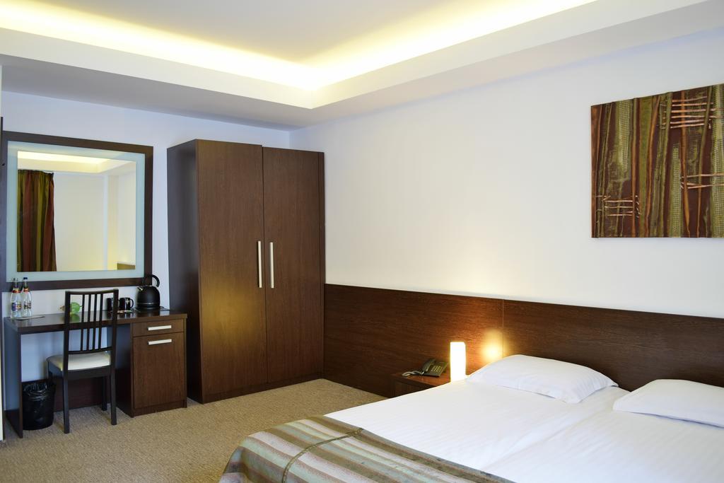 Hotel Smart Σινάια Εξωτερικό φωτογραφία